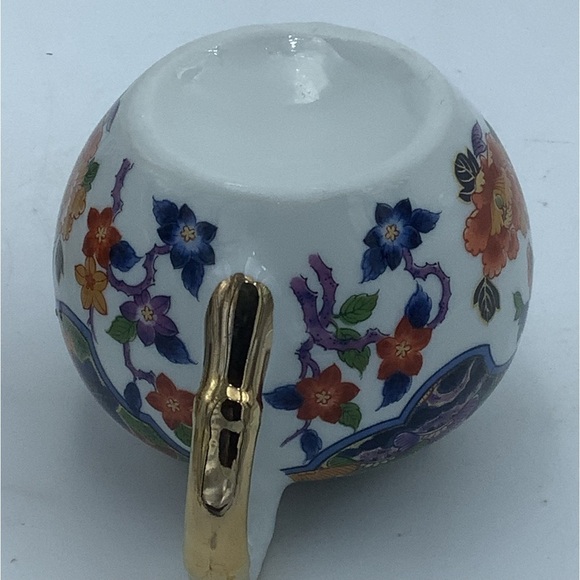 Japanese Asian Floral Creamer and Lidded Sugar - Picture 10 of 10